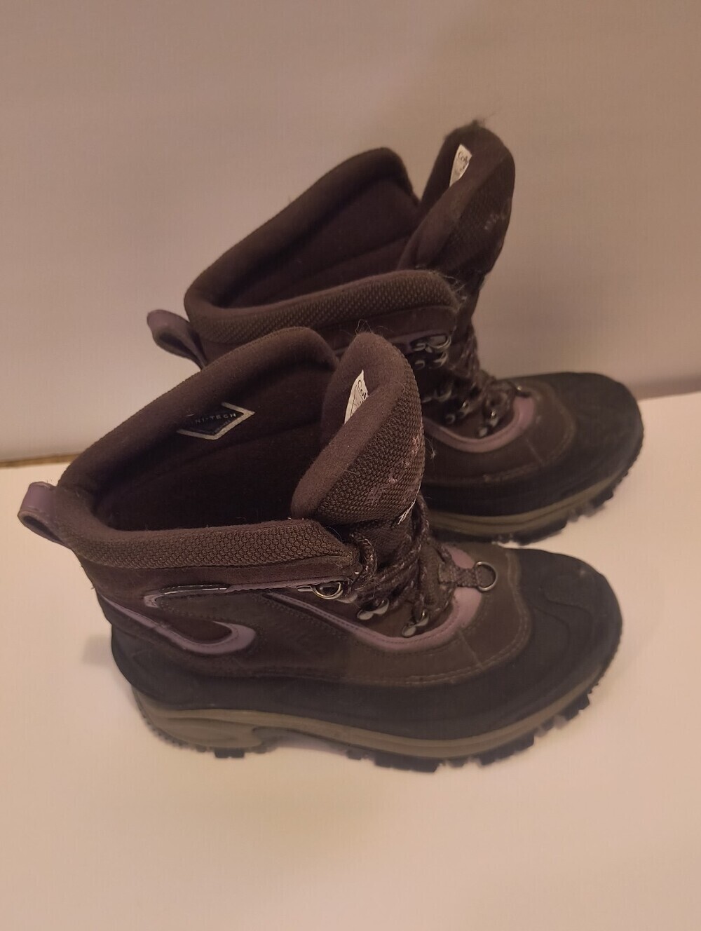 Columbia Bugaboot Omni-Tech Waterproof Insulated Hiking Snow Boots - Women's 6